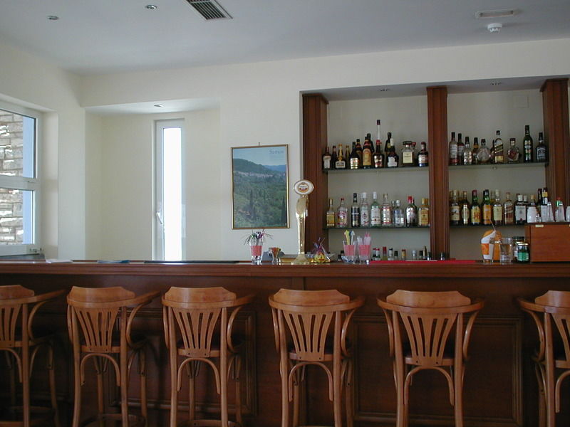 Zefiros Beach Hotel Mykali ภายนอก รูปภาพ